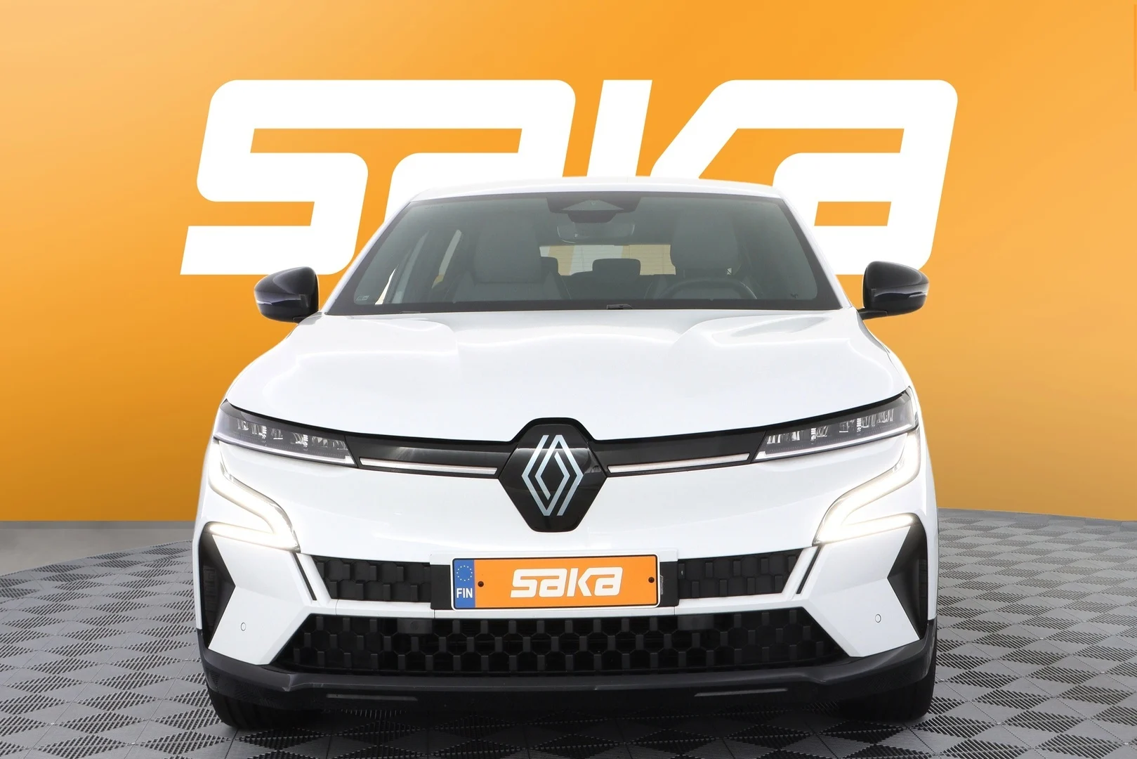 Car Image - 1vqTu3zCAzWqoLoUgRnCXZ