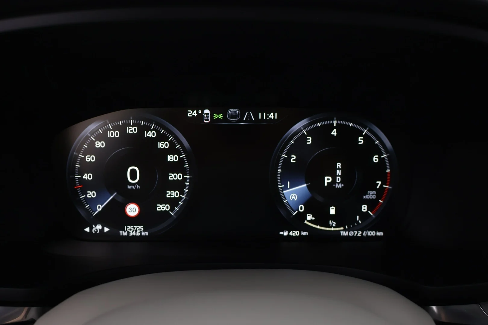 Car Image - 4eq9DvuzFt5uG0Tt1i15BB