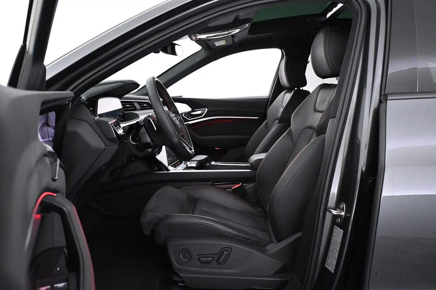 Car Image - 1Jx7JLmWcAs2D2pMn0isEH