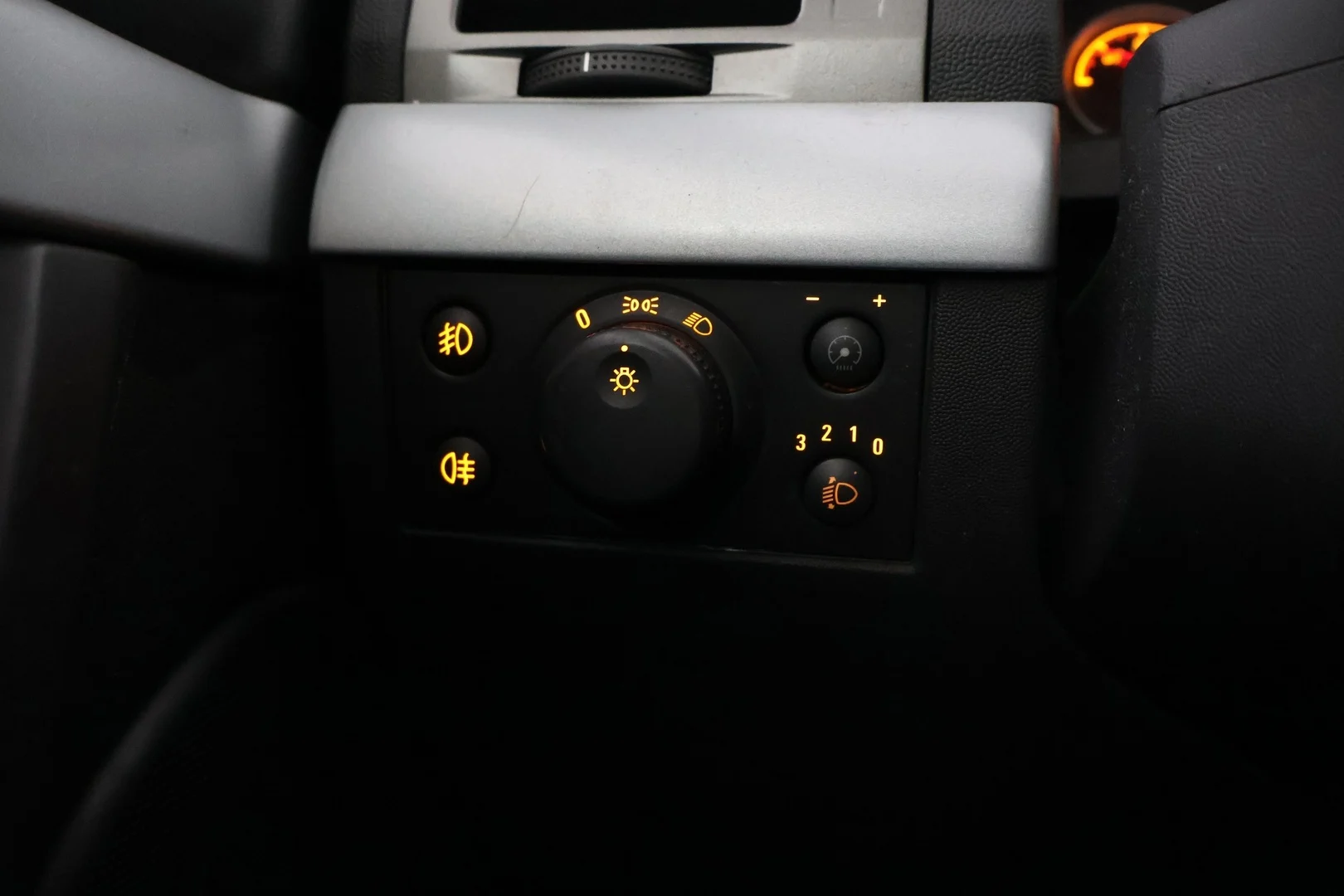 Car Image - 5VvGsFxtwjdjYlbRl4SYaF