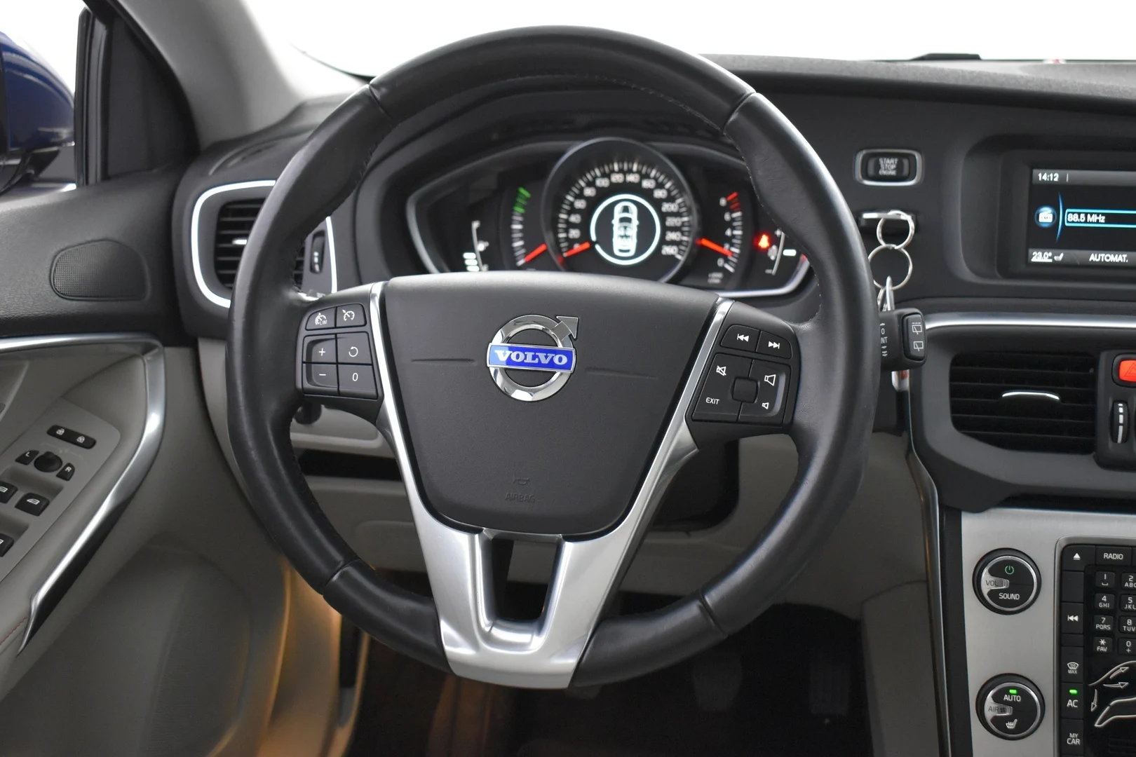 Car Image - 4lWsYOX30ykeoAOkCcSmOW