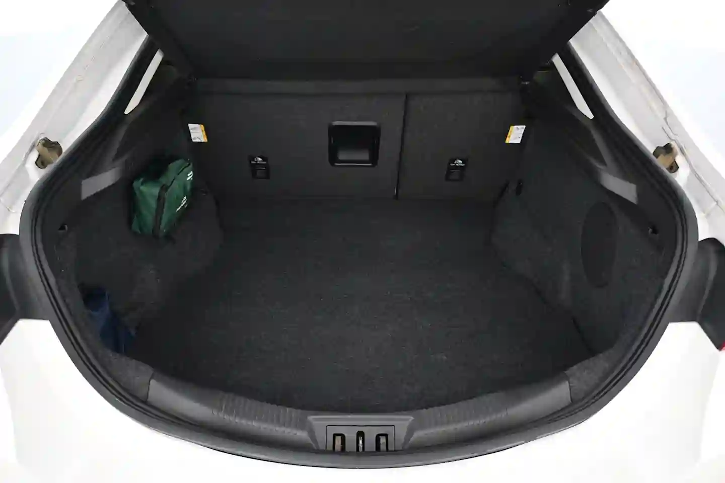 Car Image - 58oiFf7qle9RWXfKwFciJm