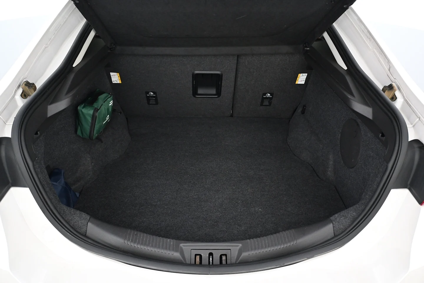 Car Image - 58oiFf7qle9RWXfKwFciJm