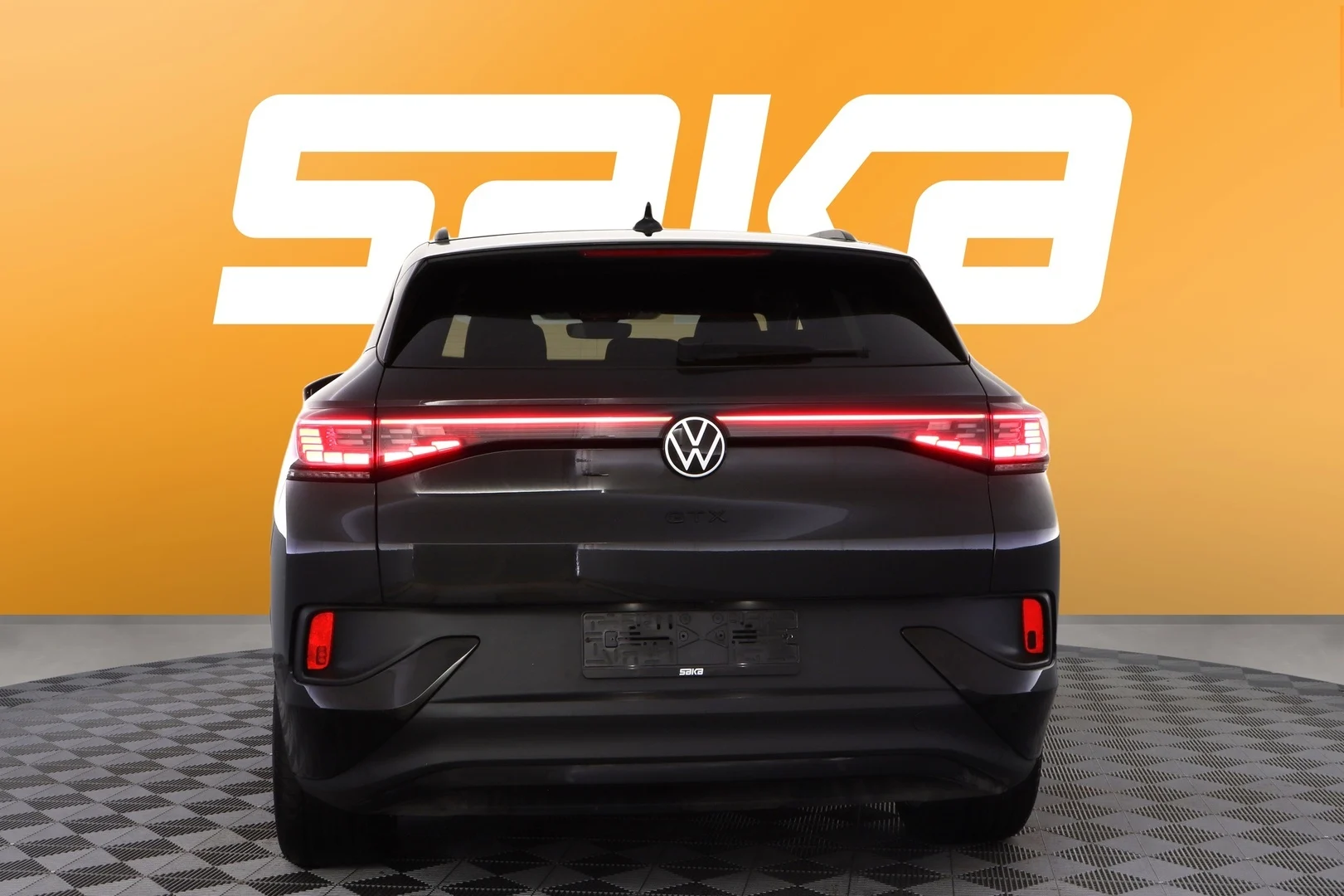 Car Image - 4QOsTnsnBYpFaVUhirqaKn