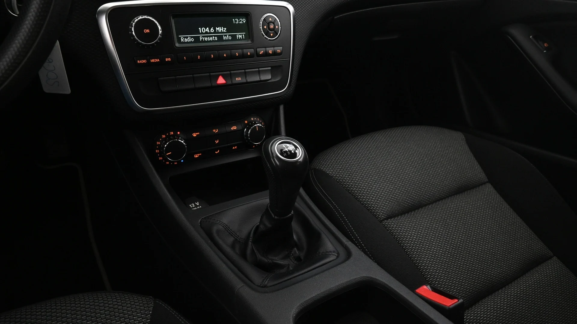 Car Image - 13DKLBfdGVJIjKouFkIudj