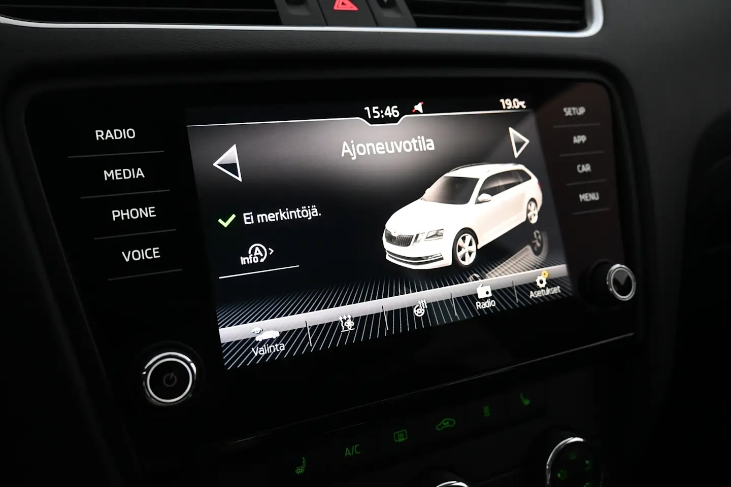 Car Image - 4IYAlPh2Bmz0a6QzDiIAz1
