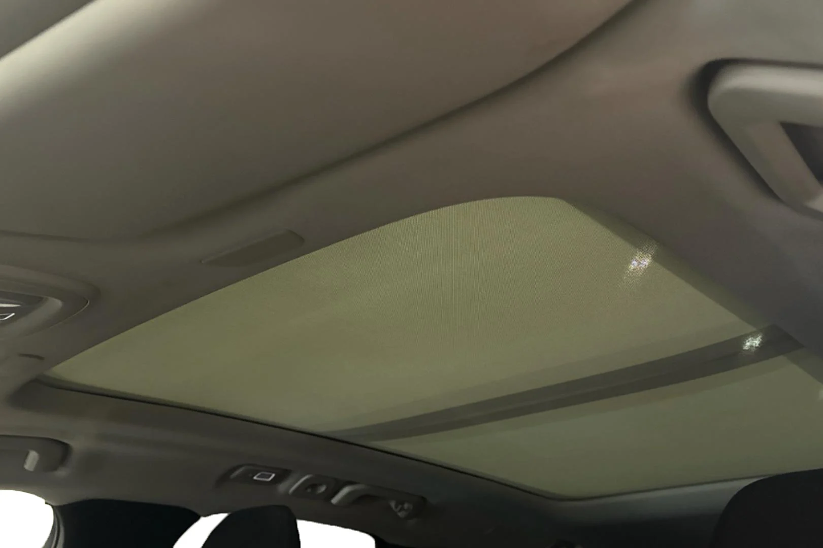 Car Image - 5wllhqlu9q08q8xWcr3W4q