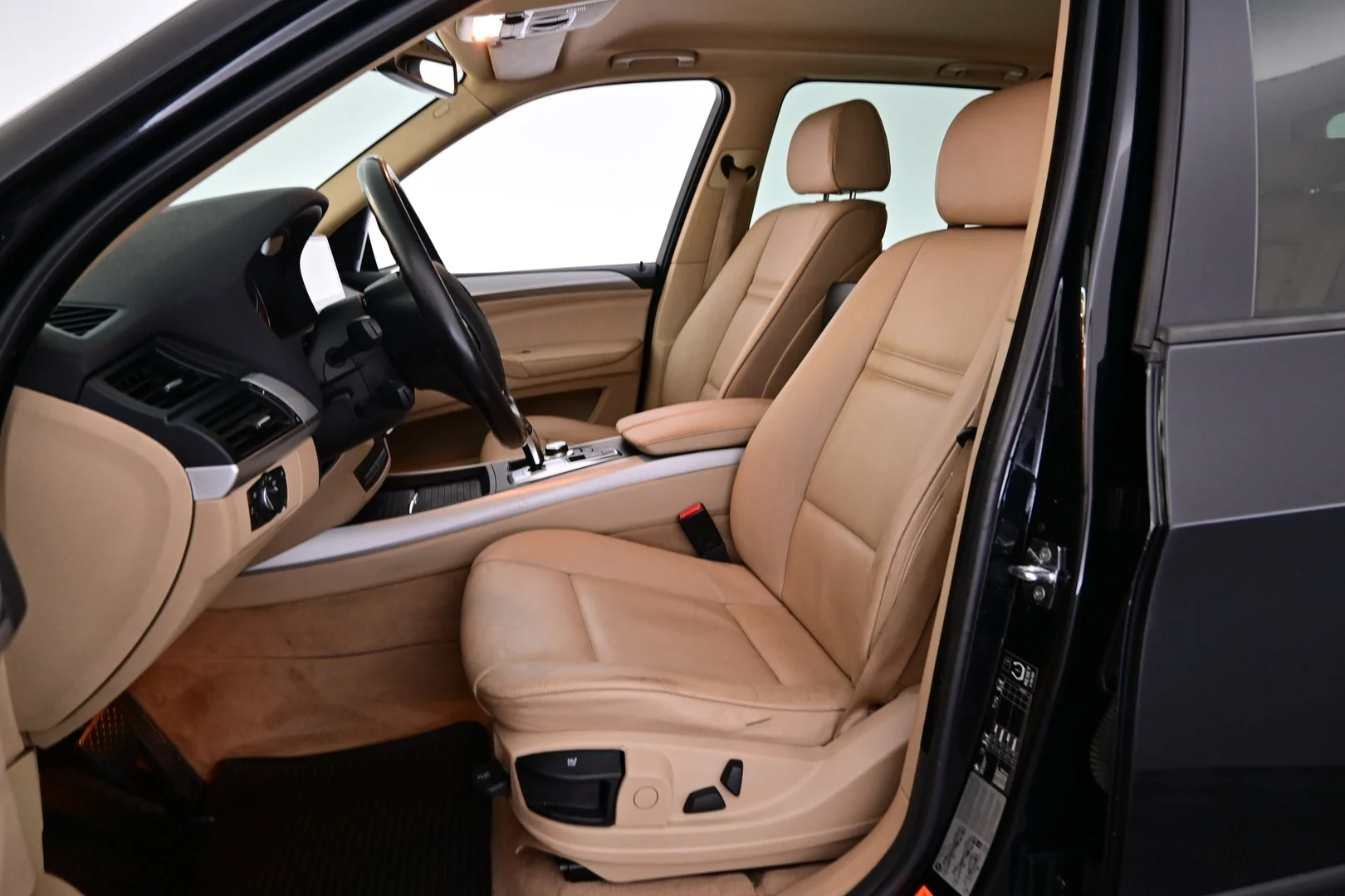 Car Image - 4YL0dkJKIi5w4sA78Oo47u