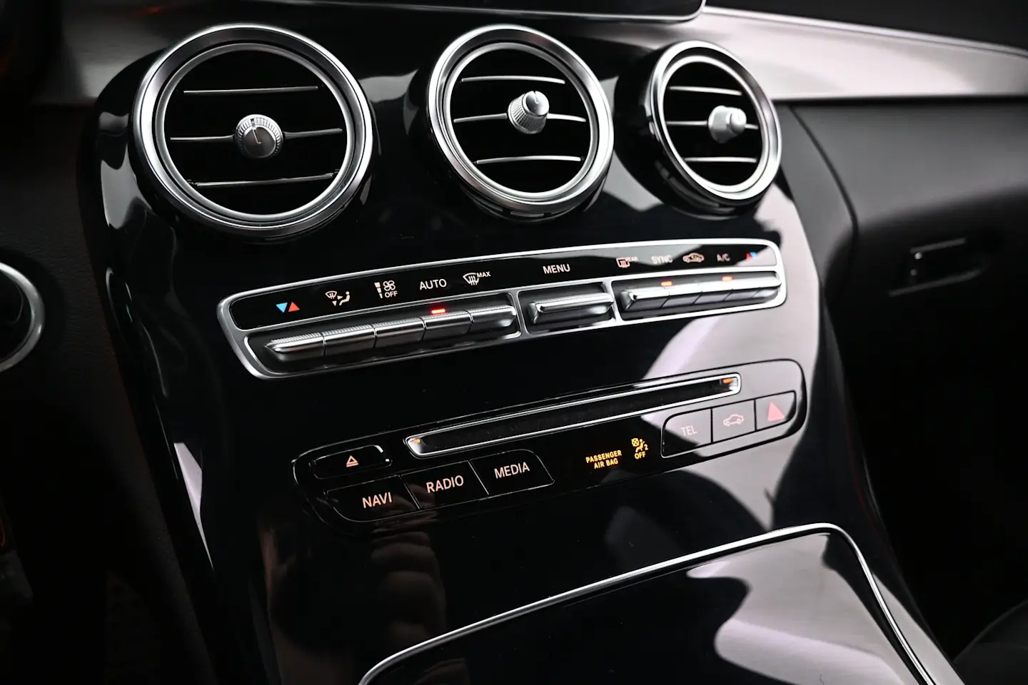 Car Image - ghV4Pdp4vPHql7ponLNp7