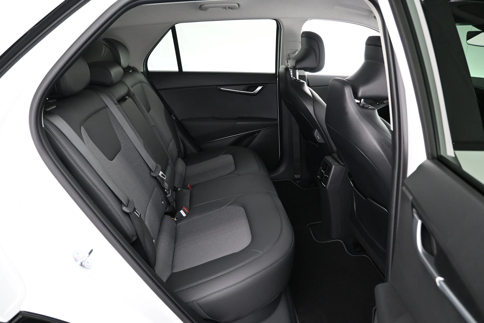 Car Image - 49ip2wUAMuGGqBSI5iIi1c