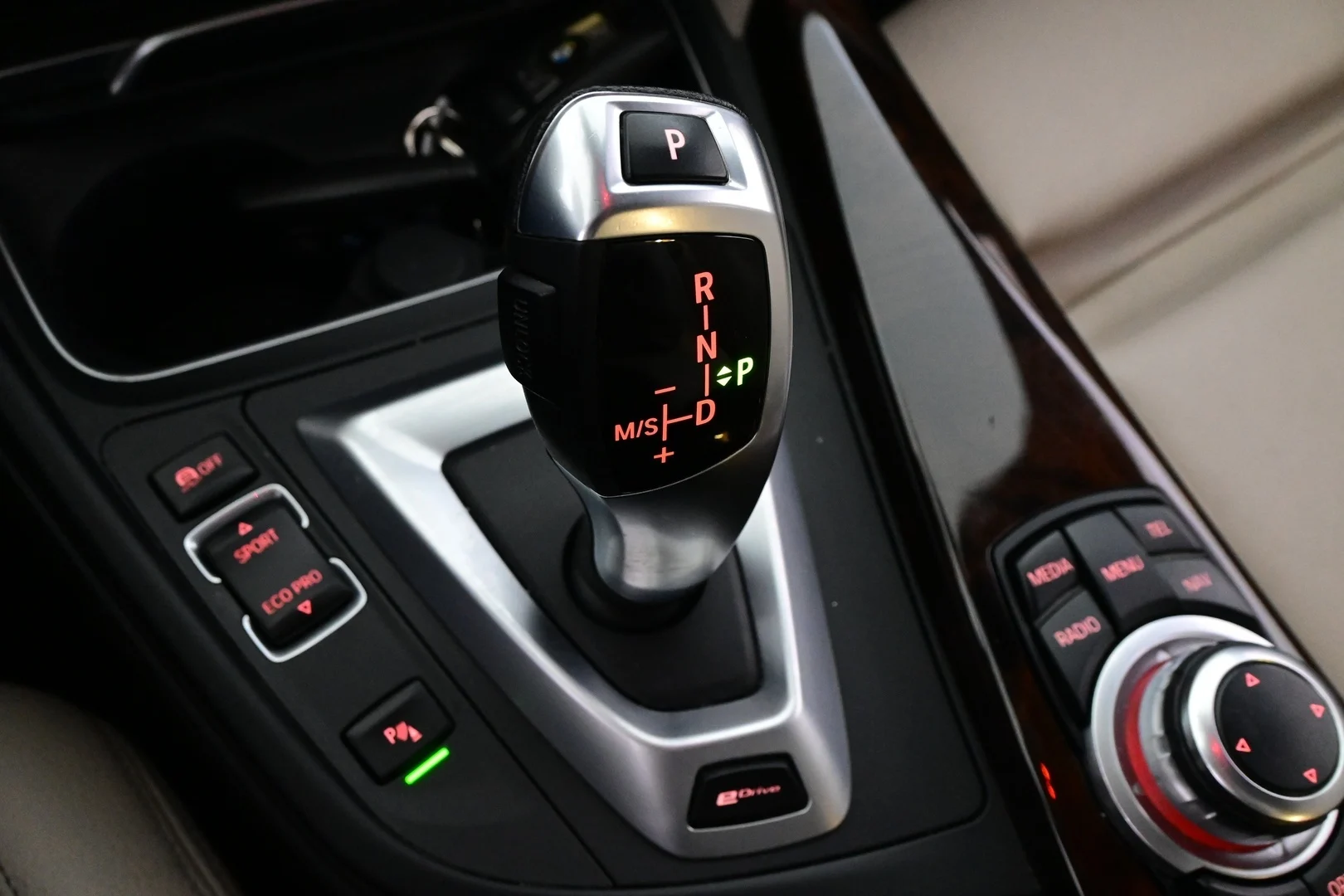 Car Image - 1Cg2e2YymmZjvkZeRdK6Vi