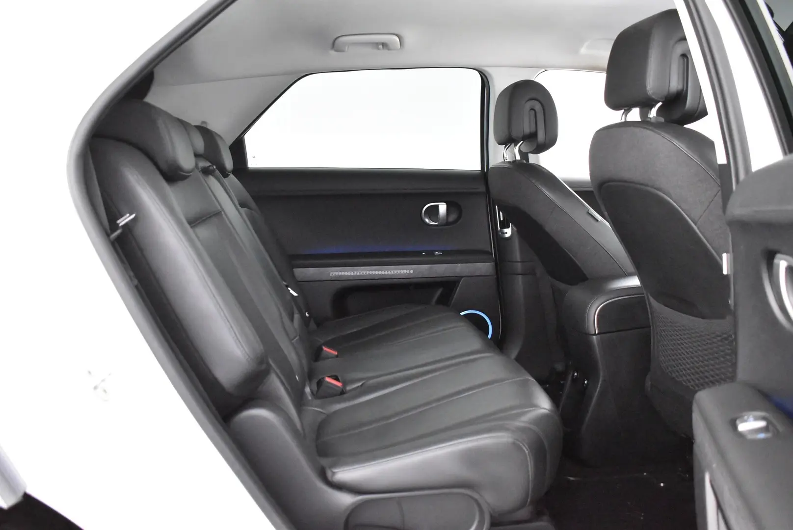 Car Image - 23sksTuB0nj7et6O7vlv6l