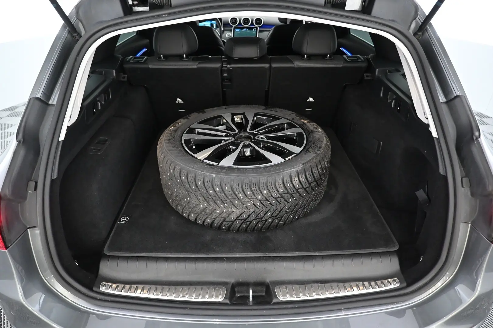 Car Image - lnITjvveWZoDjlshEWMZi