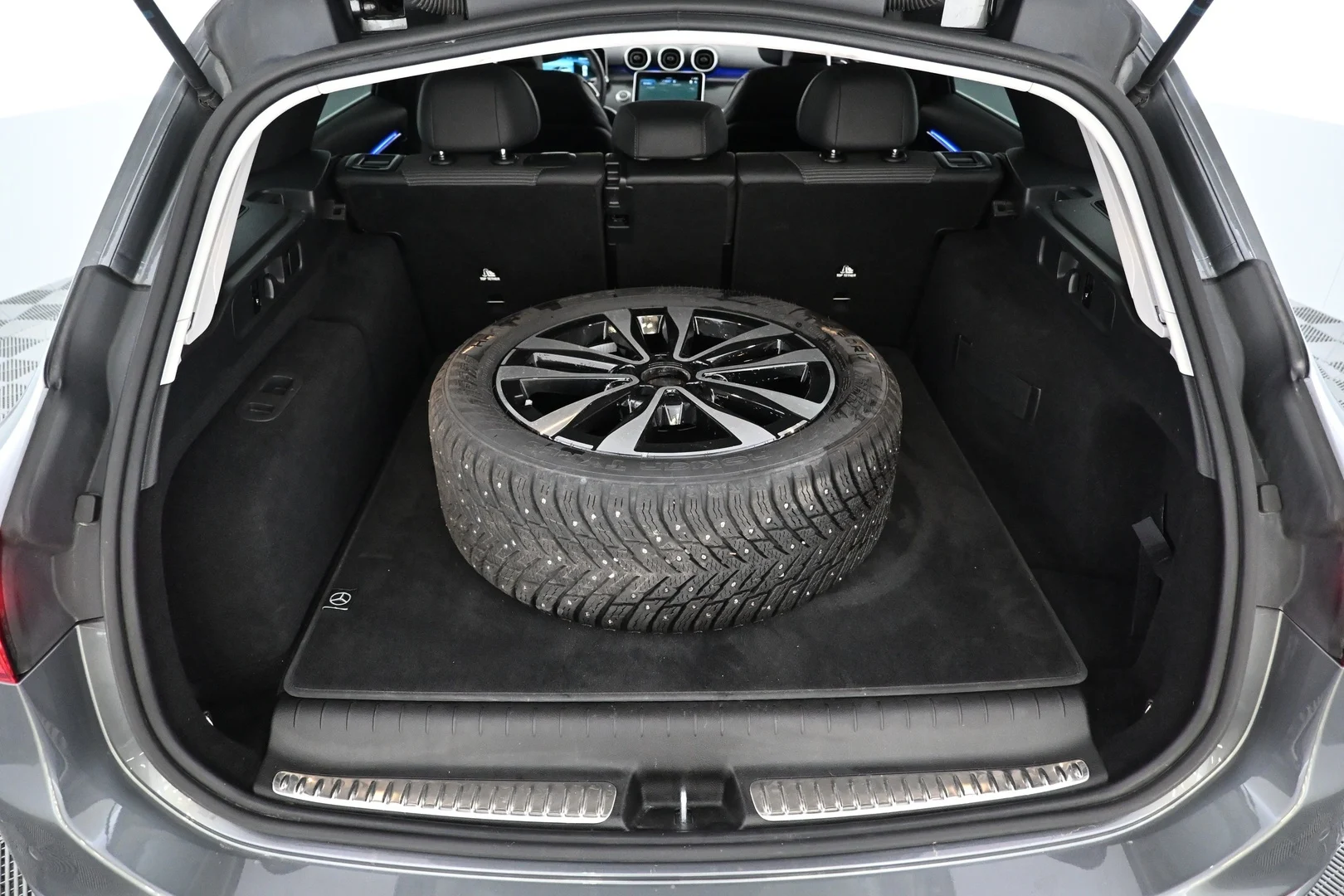 Car Image - lnITjvveWZoDjlshEWMZi