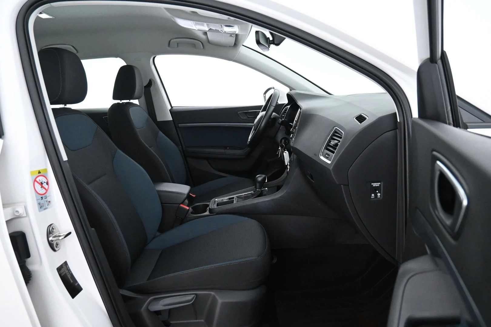 Car Image - 4L42kVXMlqwXO5GJKeHN8j