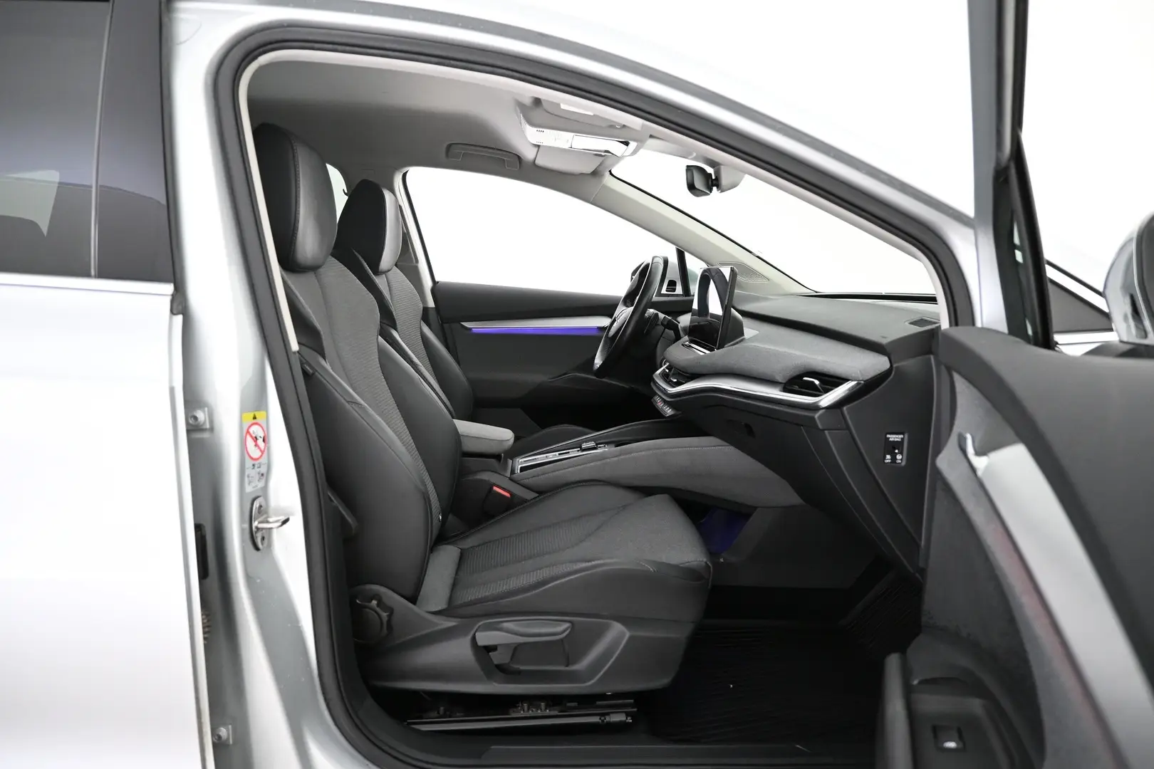Car Image - 1zsMQ7wTINvl4SxezNTXxV
