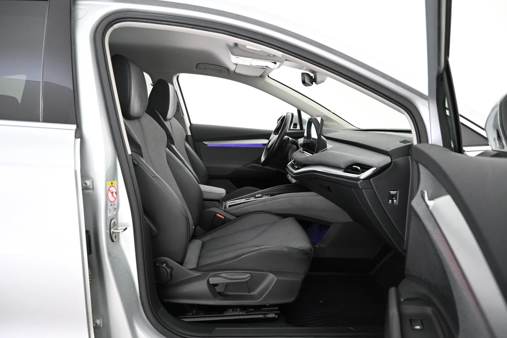 Car Image - 1zsMQ7wTINvl4SxezNTXxV