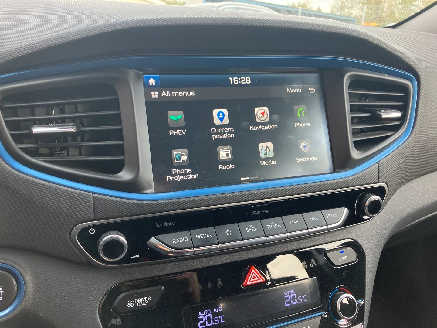 Car Image - 43lOlxZO4PZCwmN3pY4bYZ