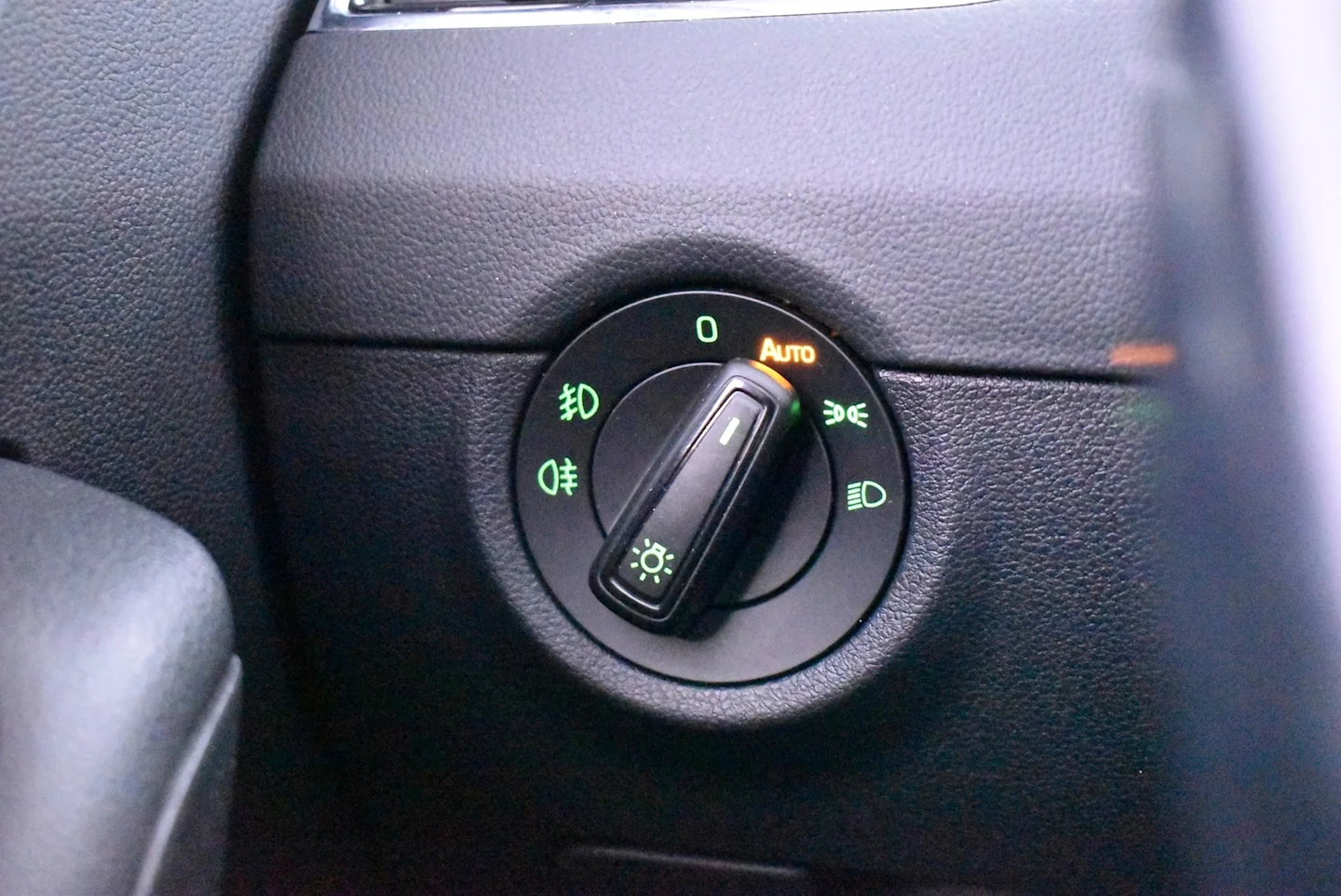 Car Image - 6PezX2iC1PM0WQ5Nz7xQdH