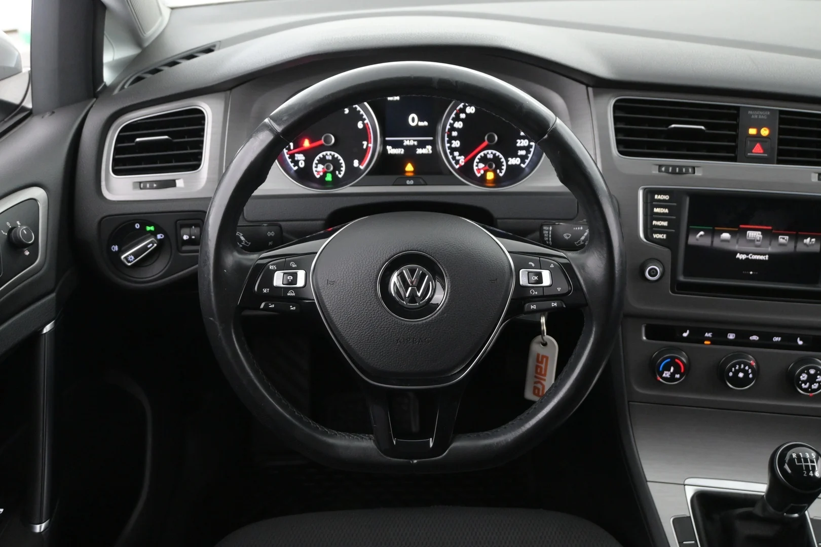 Car Image - 5cBbiYOCUp0A7VdWyXnrcr