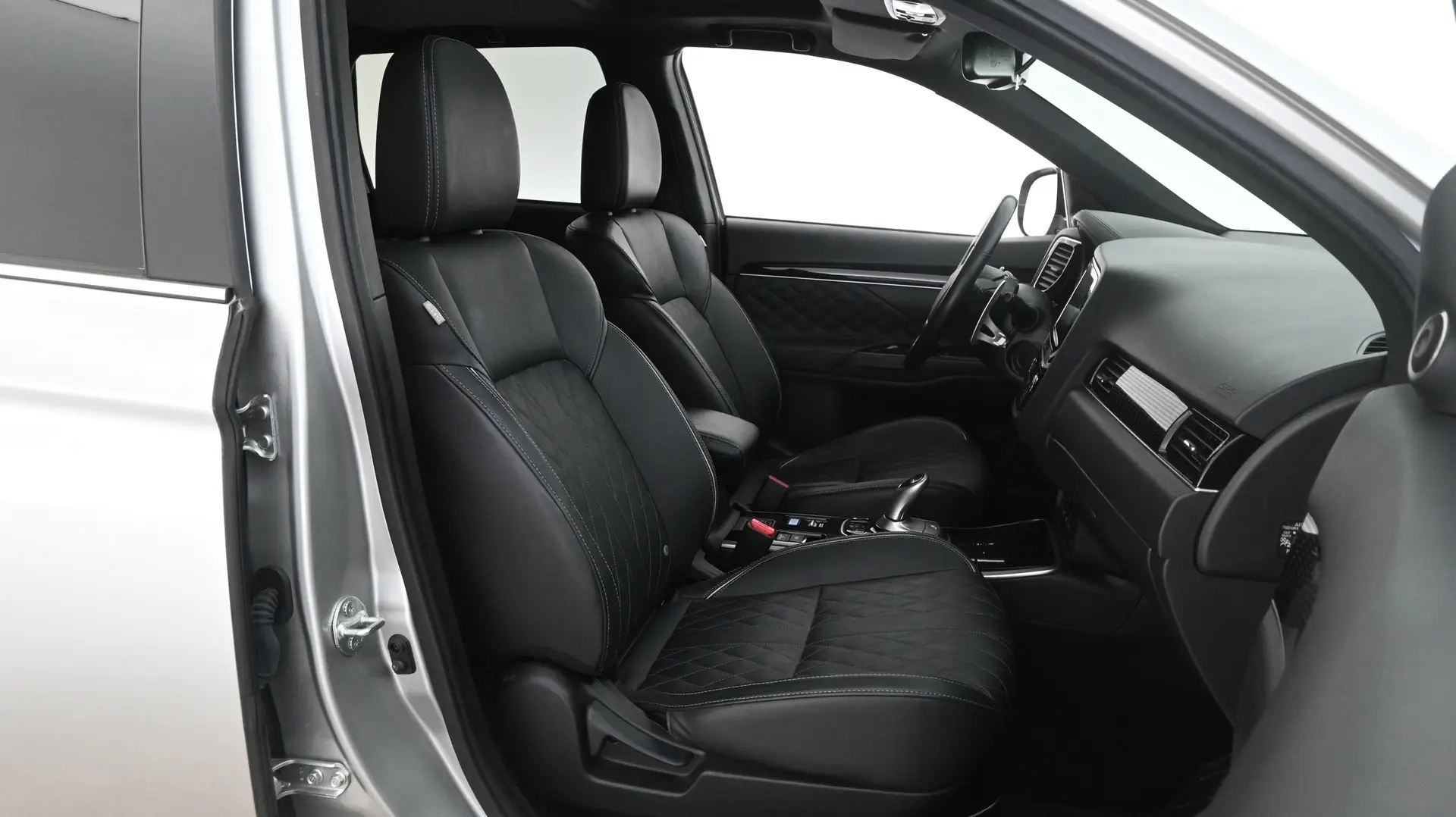Car Image - 2nfVczcvgvTq2YX1dEr7Iw