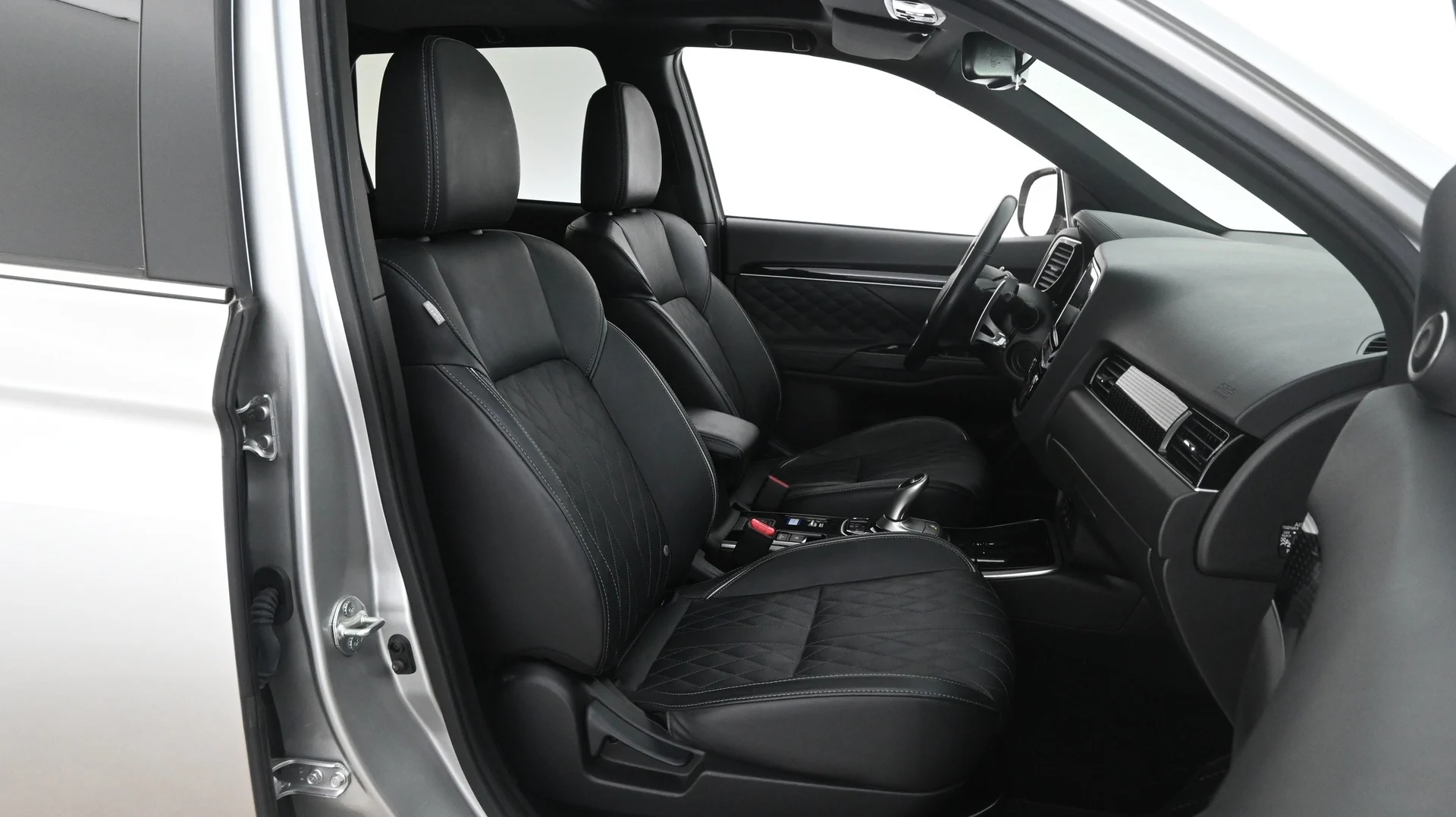 Car Image - 2nfVczcvgvTq2YX1dEr7Iw