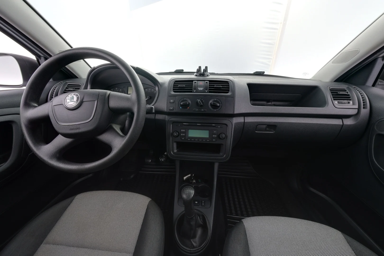 Car Image - 5ZWw5L1aQYIxjL74XygIaX