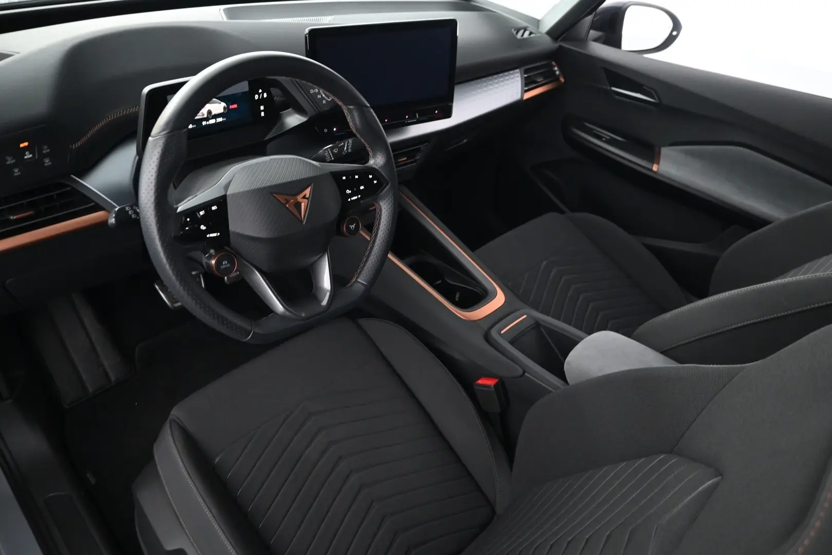 Car Image - 2RqFnVIiqQS1qx4tLwz20S