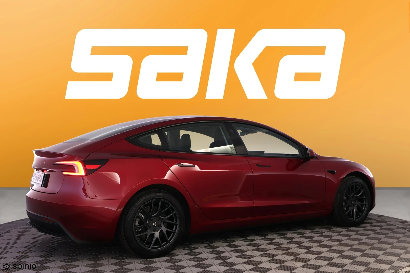 Car Image - E09T1ckkcvIkLdvvl4RPl