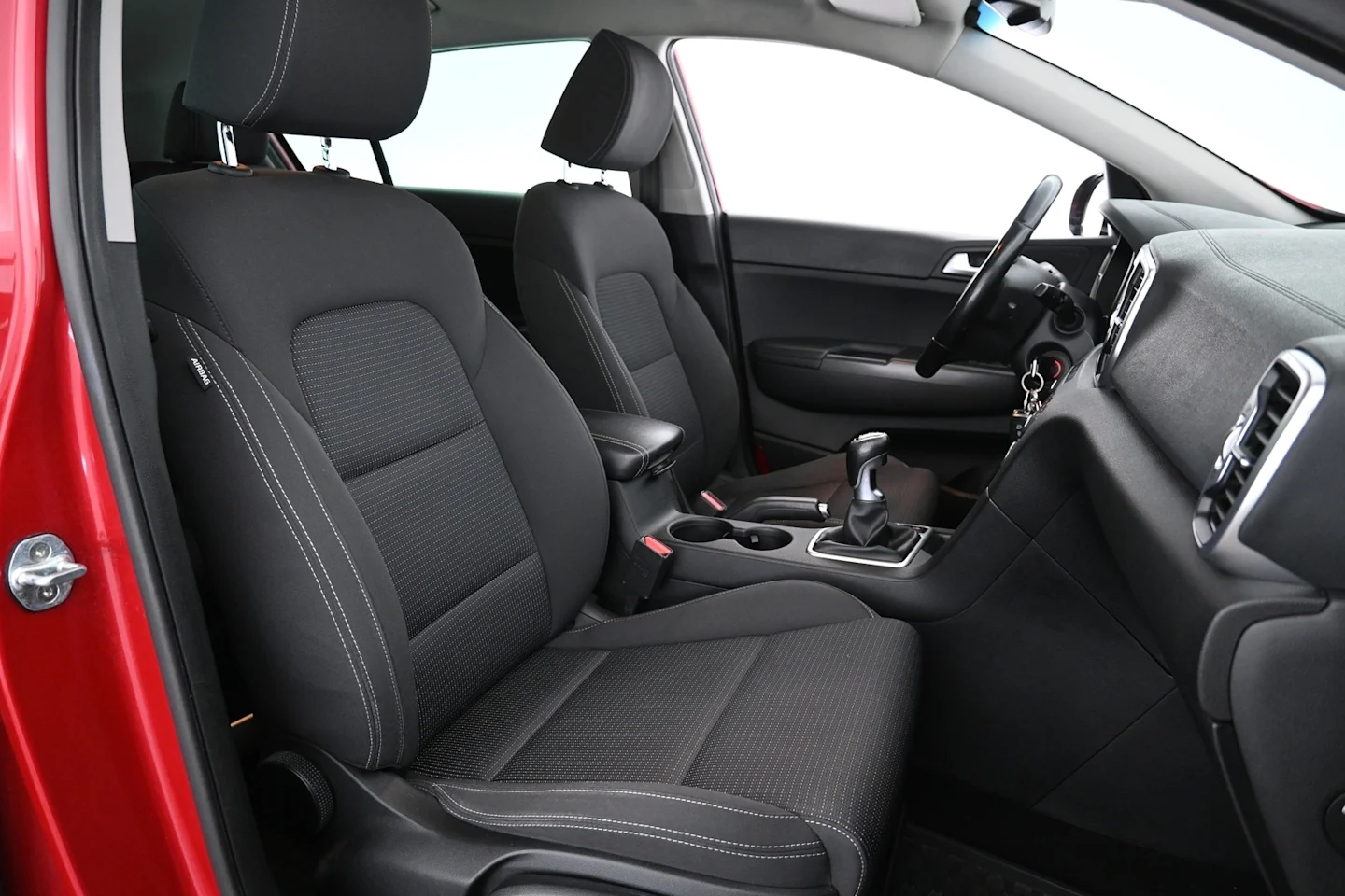 Car Image - 2Zpf0nyO46DIAg26U4rqCY