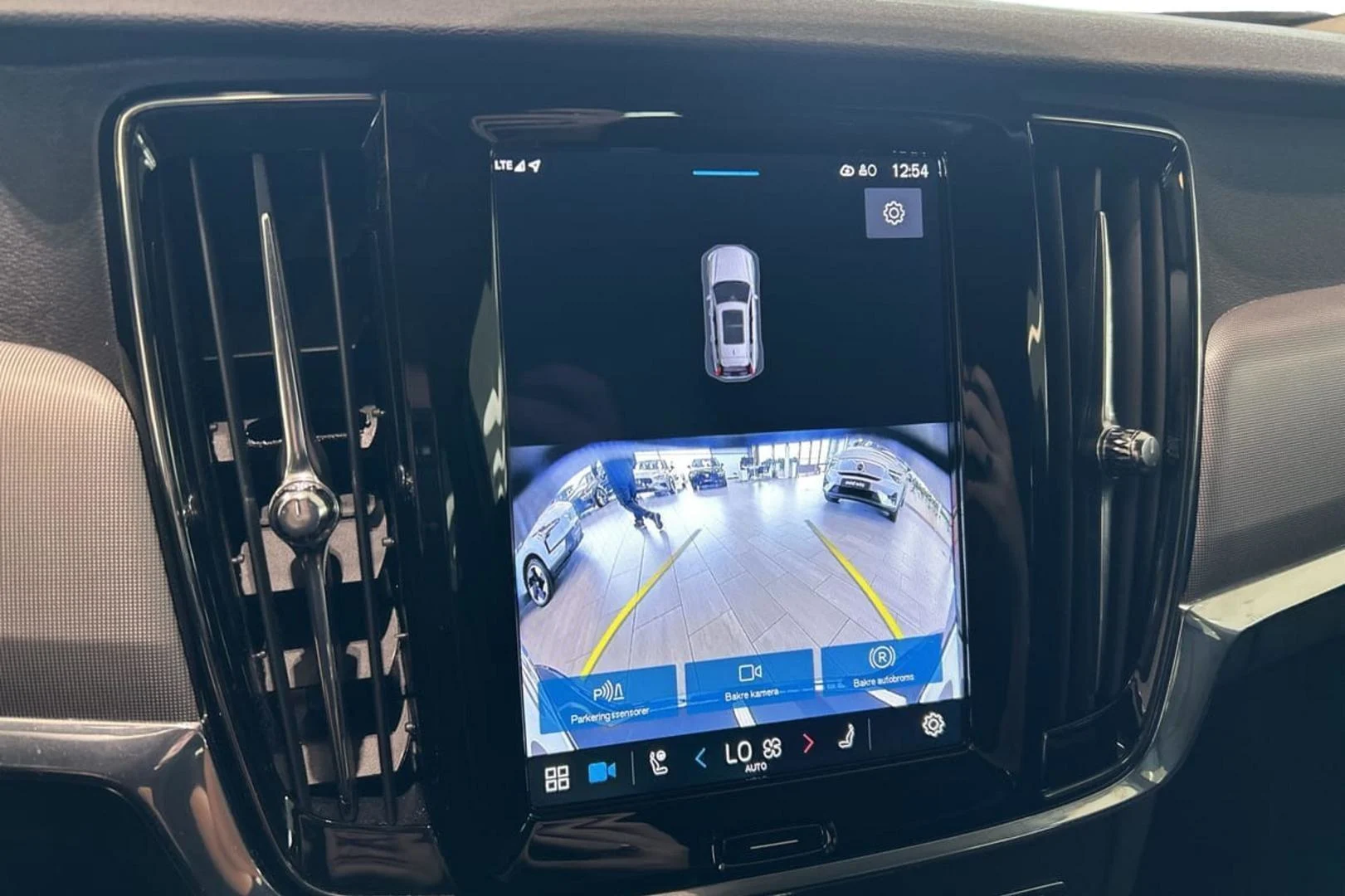 Car Image - 4zgQuiHN1kgFM68V7cxYu9