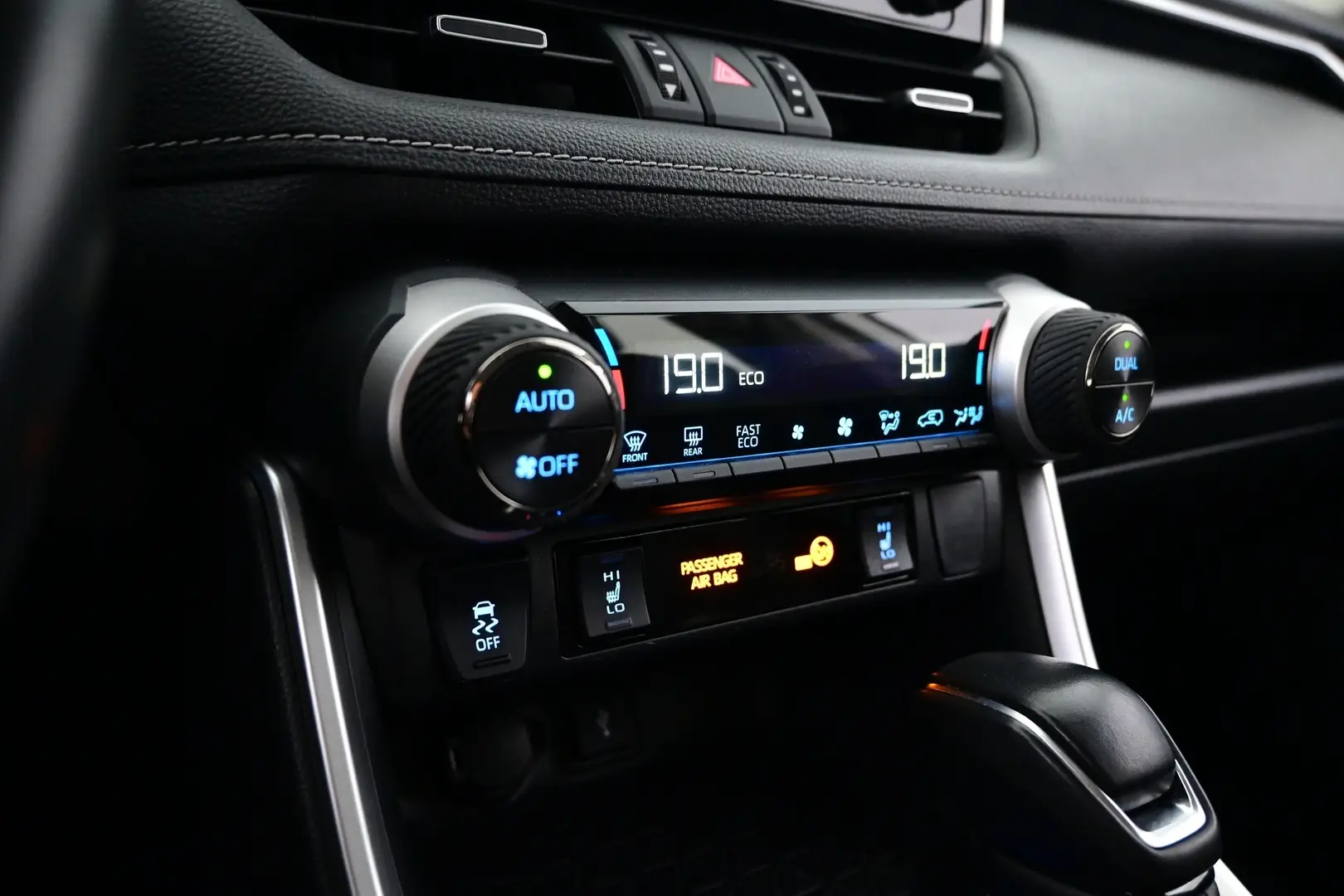 Car Image - 6Bt0nq941zqG0yDww8aaHh