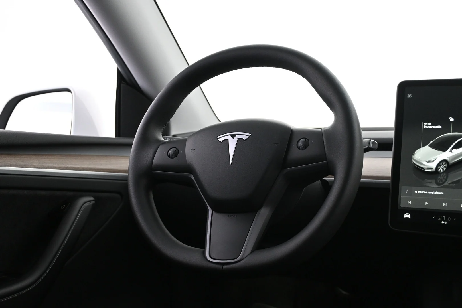 Car Image - 1EQgQ6lKMhLlPwIb7YYVXB