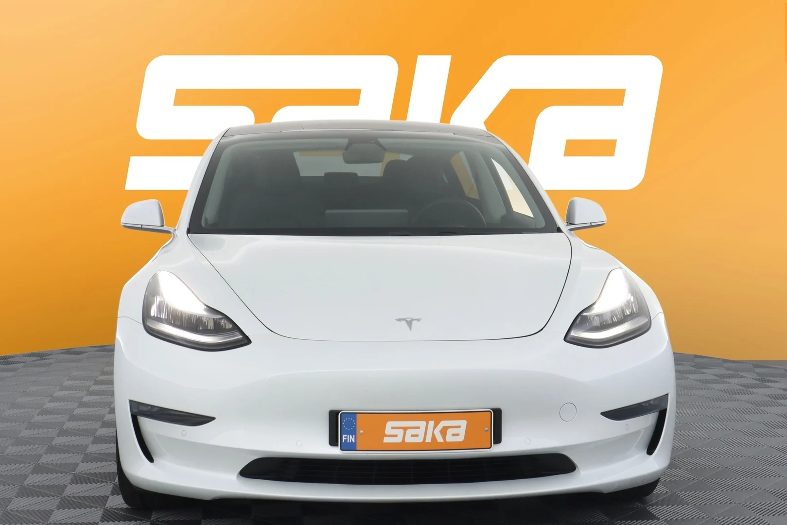 Car Image - eecBR8BOtYA1XN5zdm52q