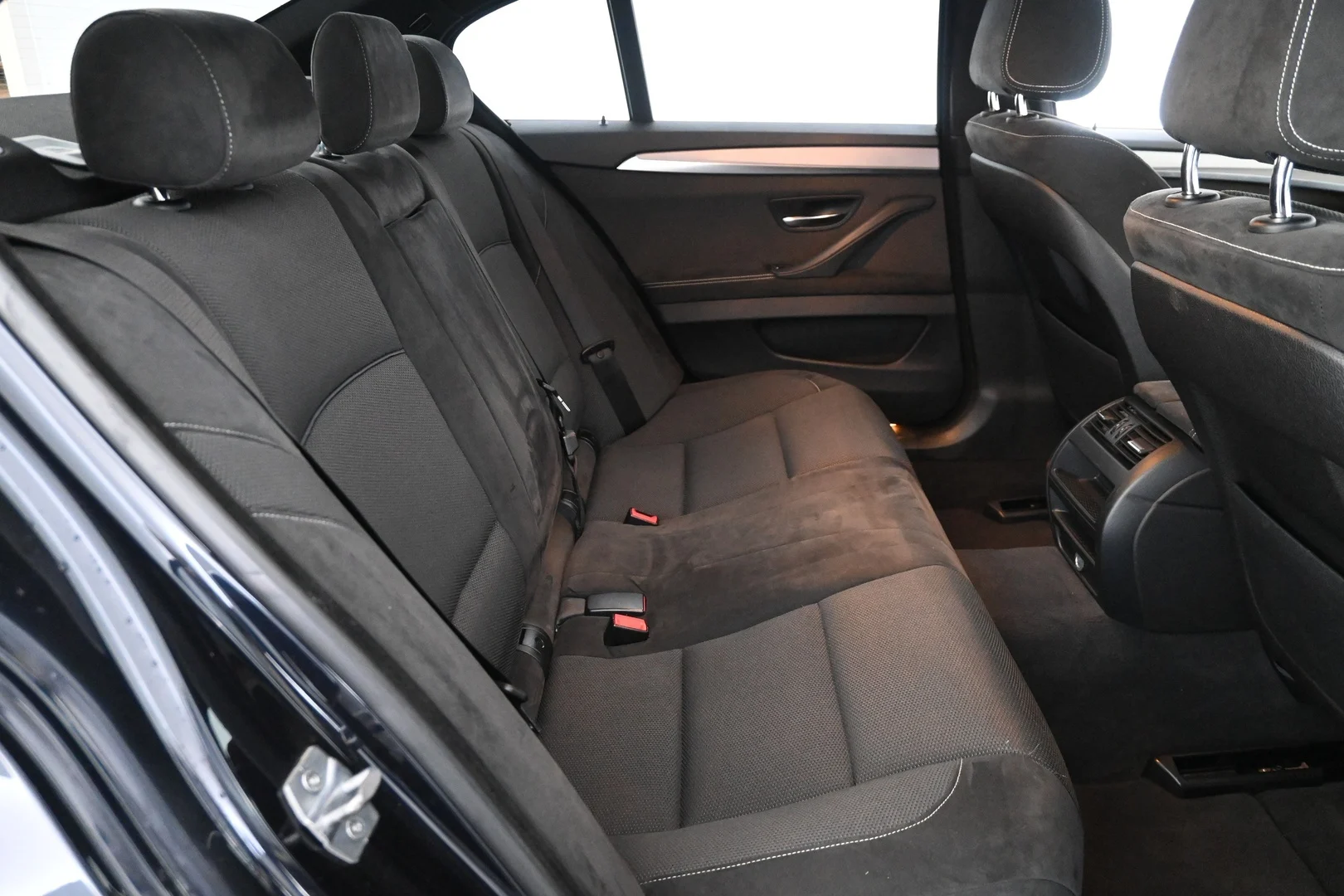 Car Image - 2I1aqlvJ8u0PVynkNLMykL