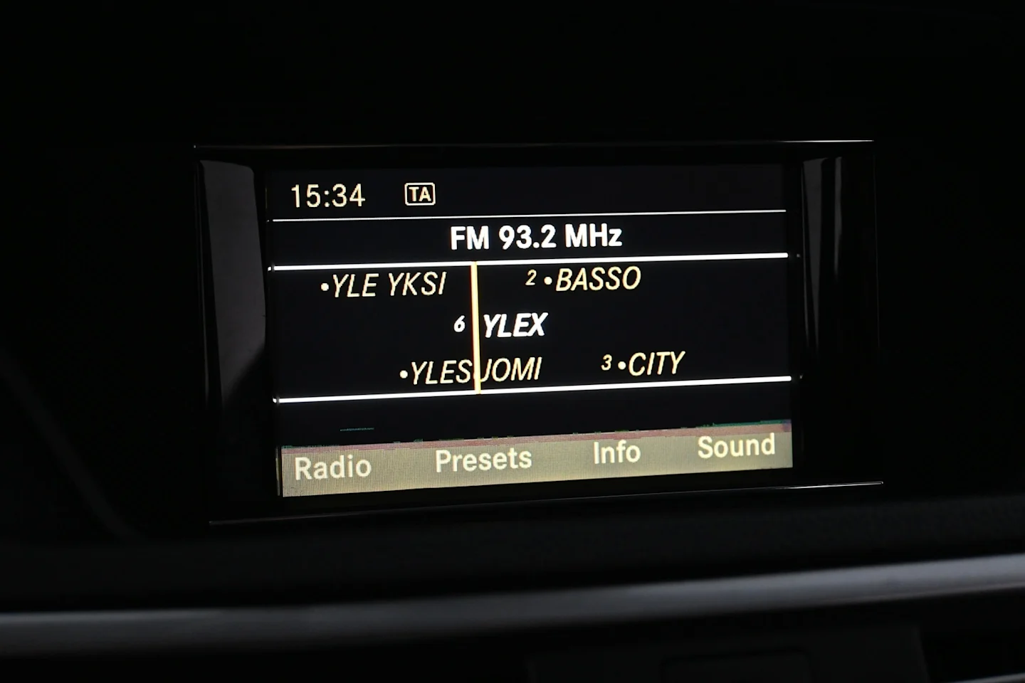 Car Image - 7AS4hl8crxrocmSxdRVA0N