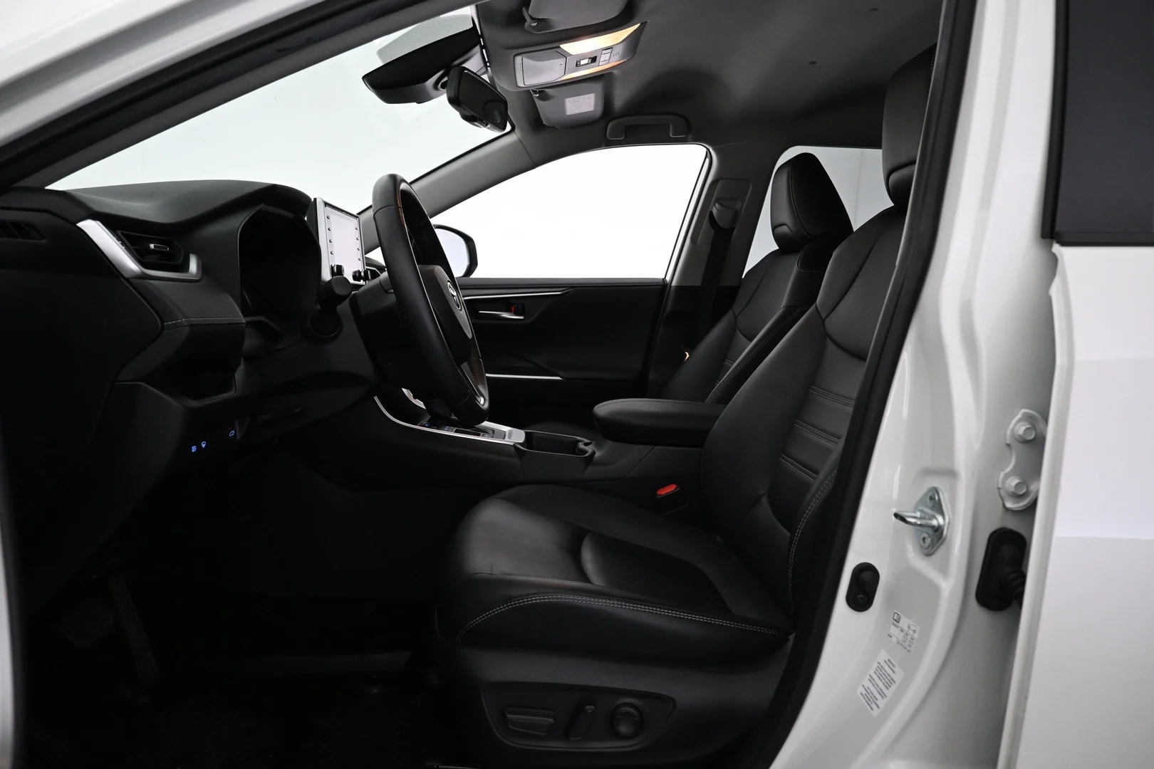 Car Image - 5cgOEVIORLhPcoDuGN8hSy