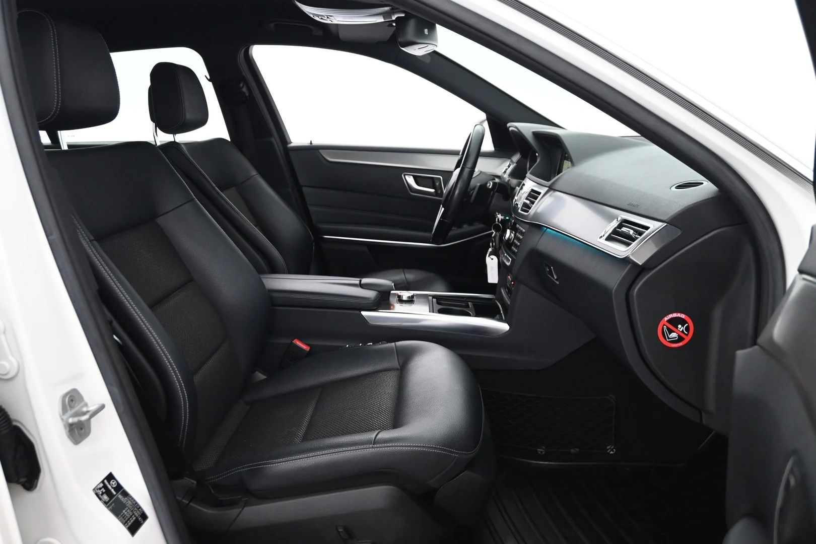 Car Image - 6ePwjFwqWHgO4DUKHtkeII