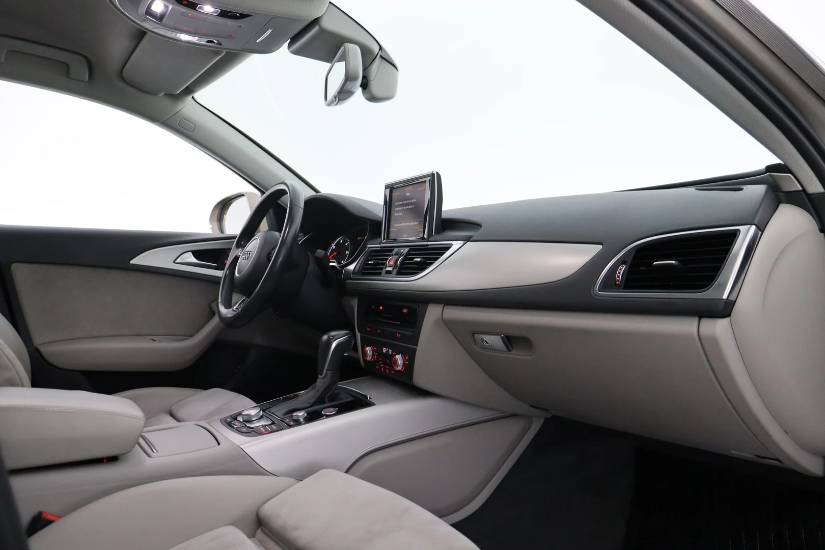 Car Image - 2Y4gzau3HVUkxCMCaqQnAB