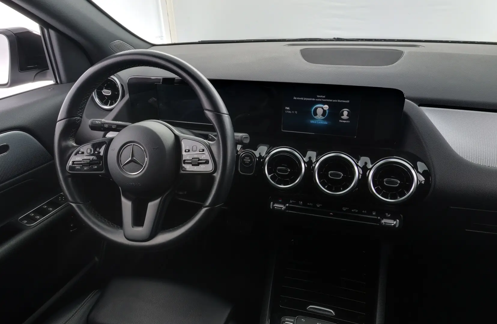 Car Image - 2vpzMU9ji5DsbtIxlaNFxr