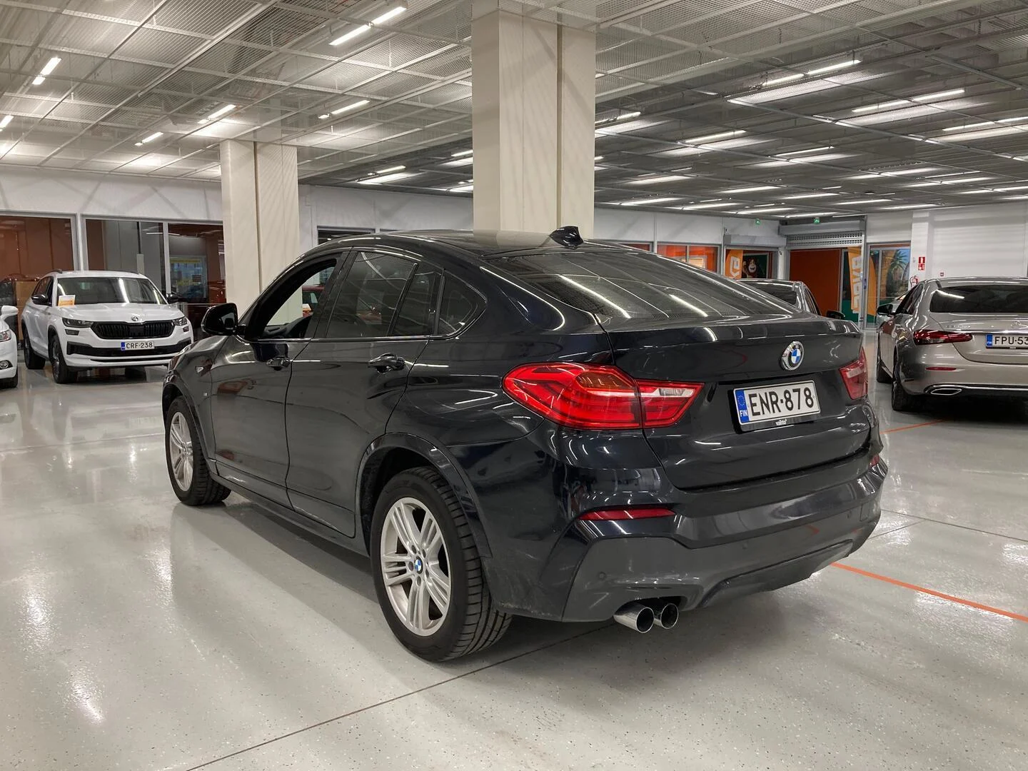 Car Image - Ed3gro3J4fxcojnvJwWZx