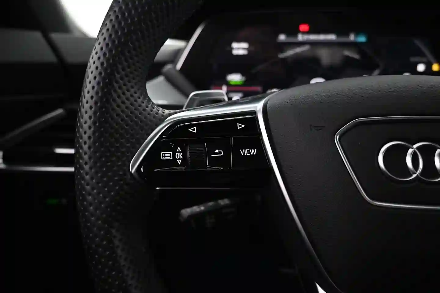 Car Image - 4fU6ahLC4Rq9tdWxlXwoXf
