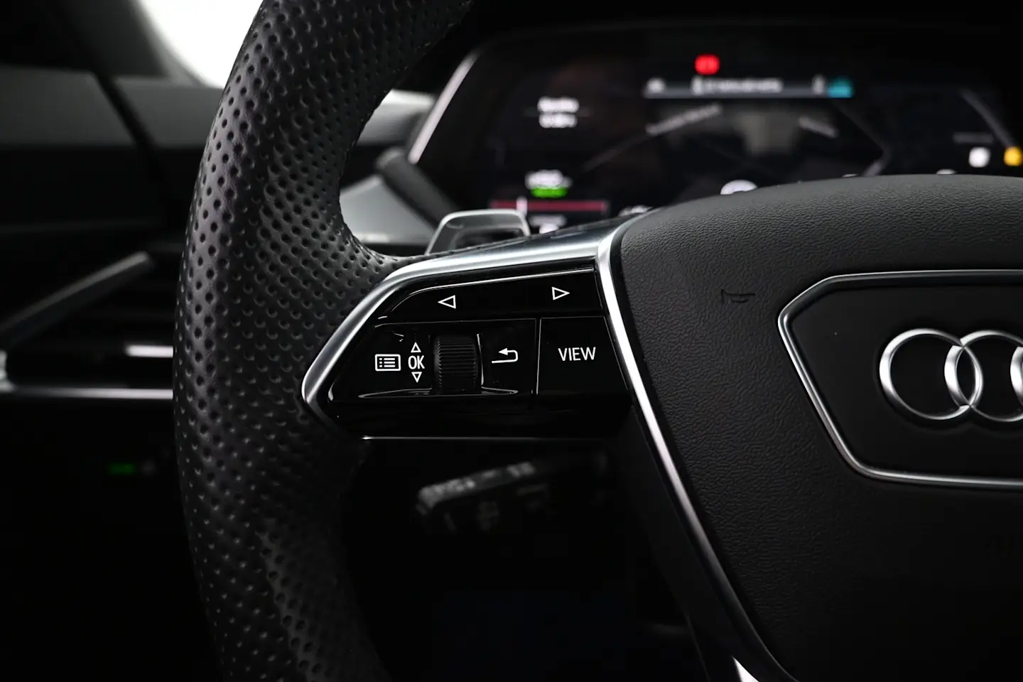Car Image - 4fU6ahLC4Rq9tdWxlXwoXf