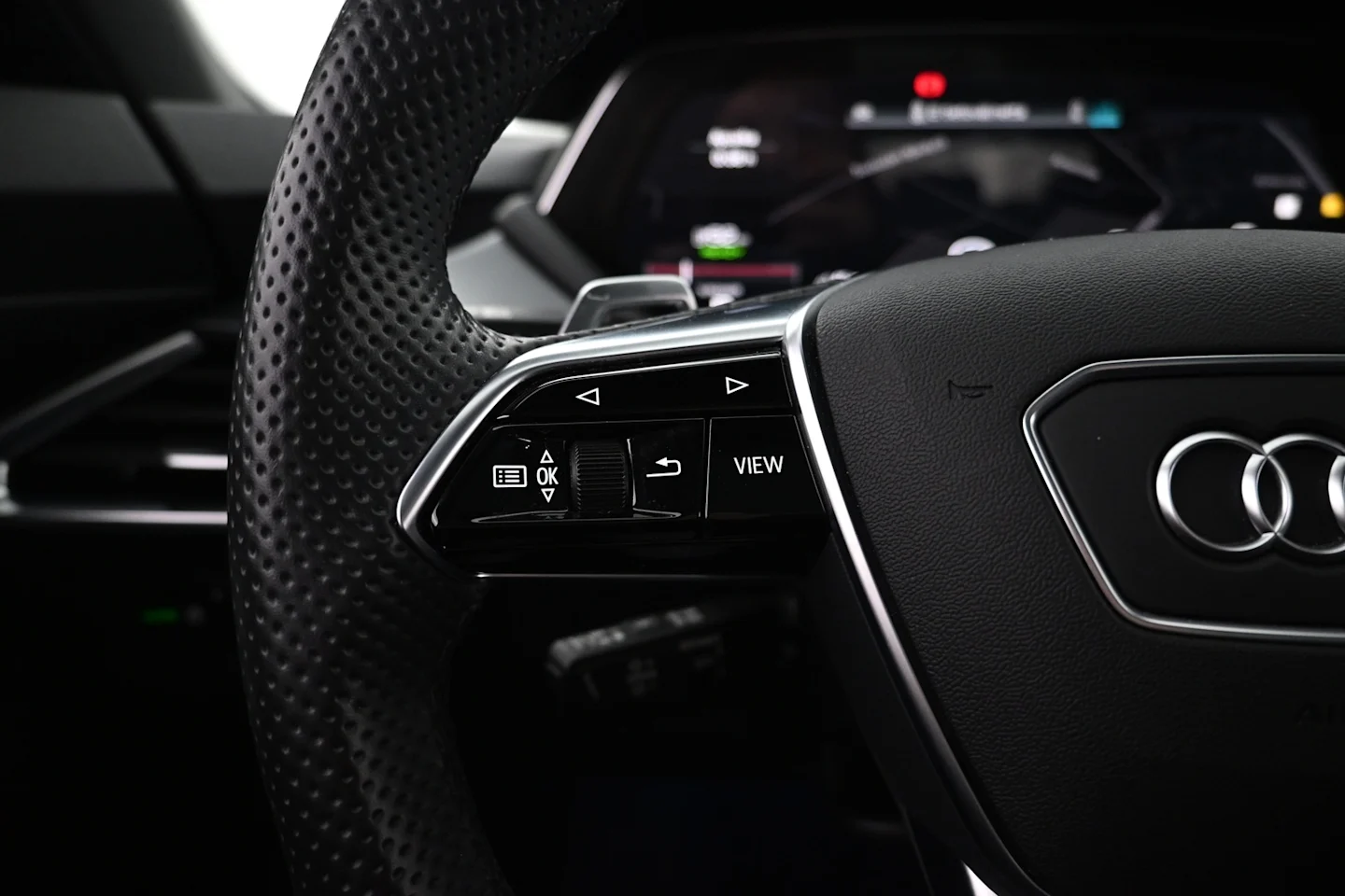 Car Image - 4fU6ahLC4Rq9tdWxlXwoXf