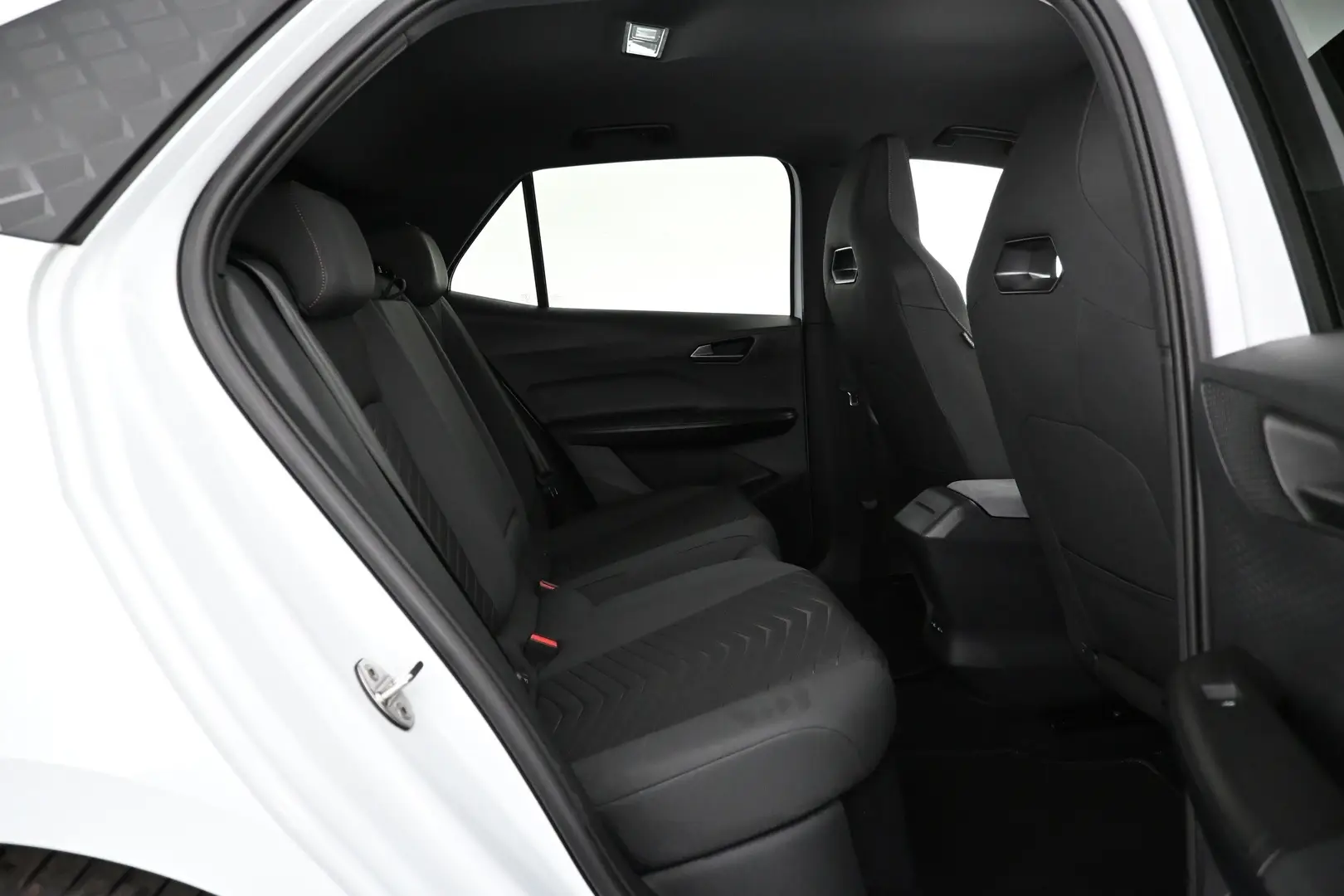 Car Image - fdBltNQo11BoqGBebtNCl
