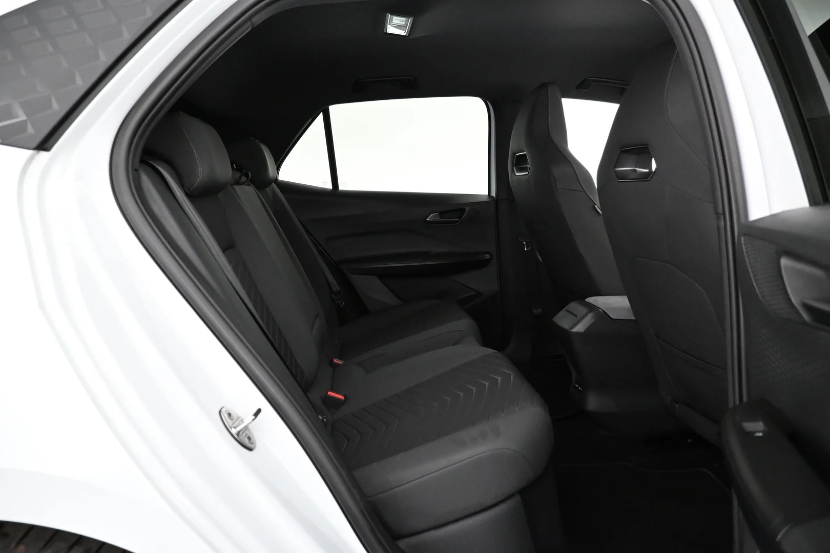 Car Image - fdBltNQo11BoqGBebtNCl