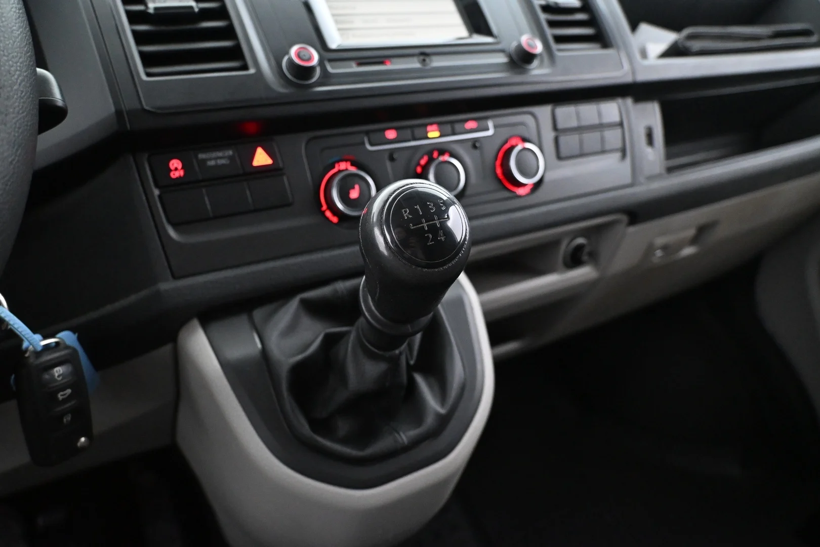 Car Image - 6ujXGNedO60OZsMQMhpd9P
