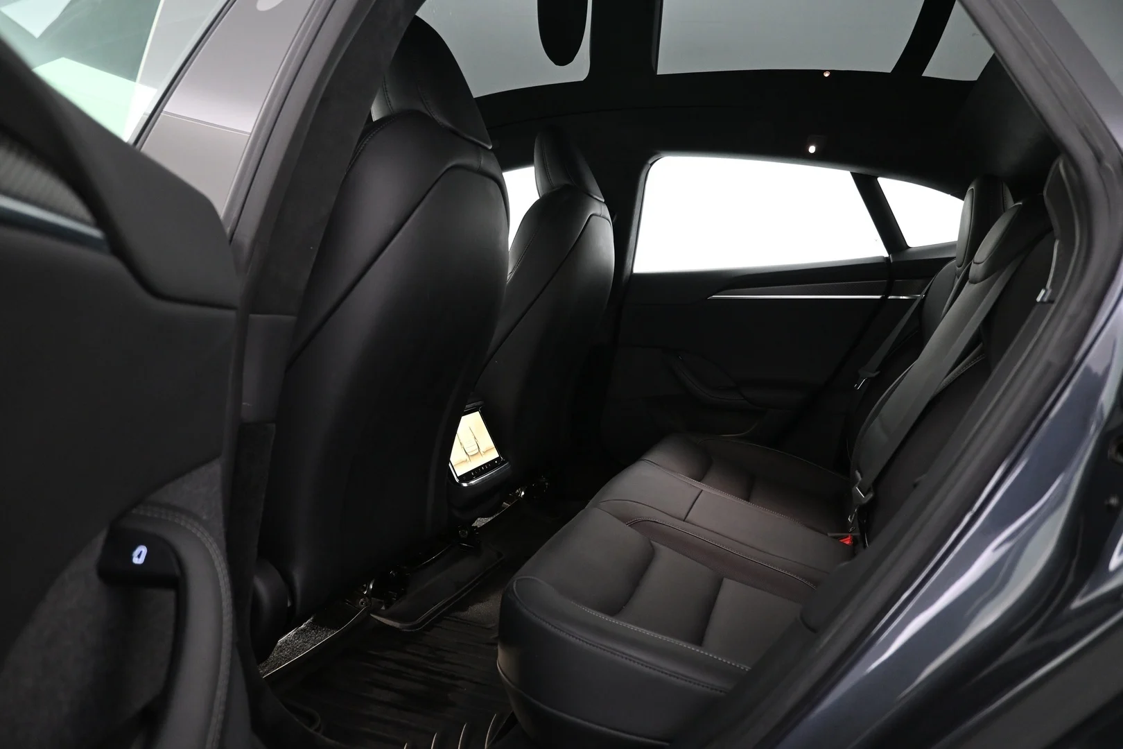 Car Image - 4hLCBVn4v6oEoLAvfSOArR