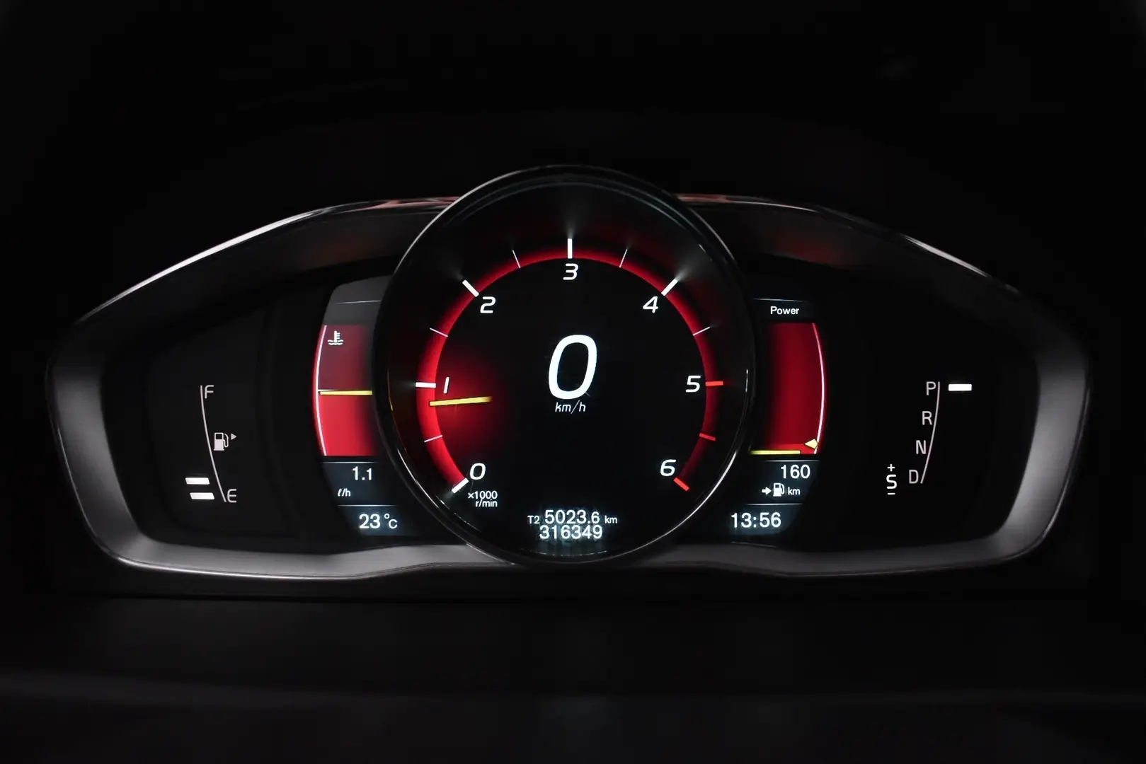 Car Image - 6swUg5RVtYa17G10GFml9b
