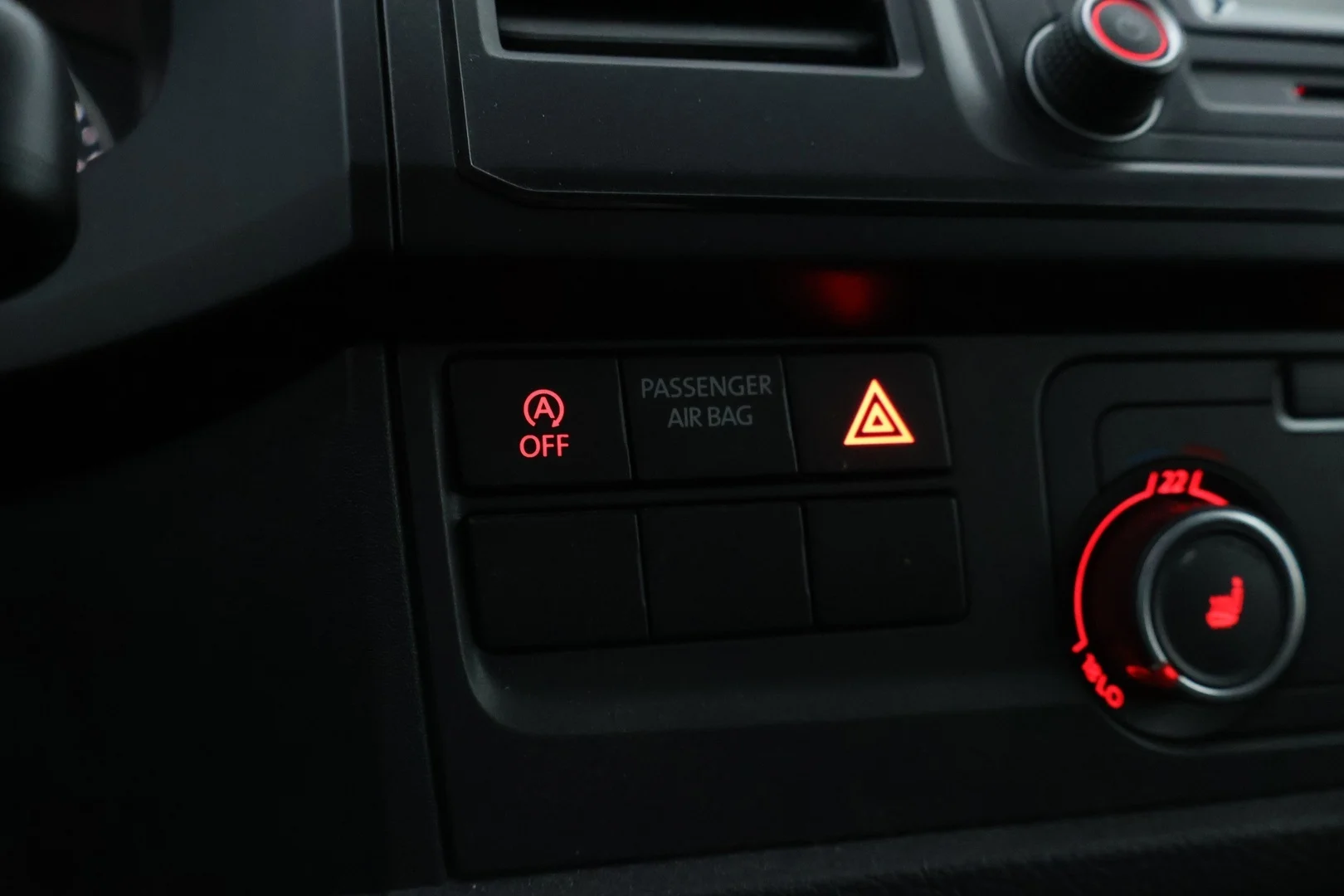 Car Image - 5t688P4XopmJJscu9hG4aI